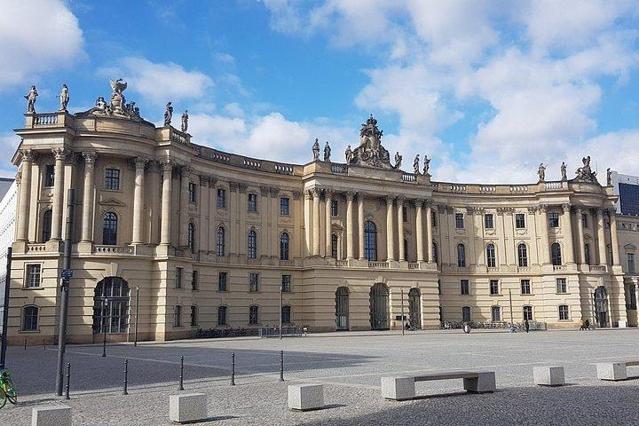 Berlin in one day – day tour with an expert guide