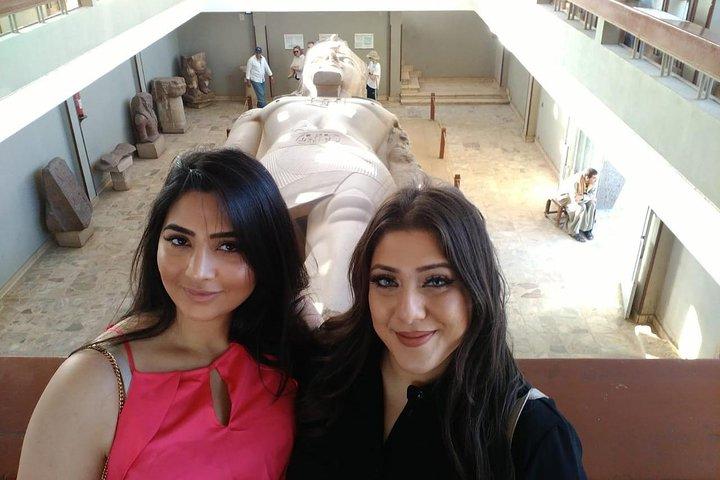 Private Tour Giza Pyramids,Sphinx ,Memphis city &Saqqara Pyramid