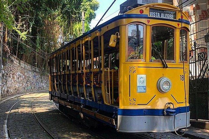 Walking tour of the bohemian neighborhoods of Santa Teresa and Lapa