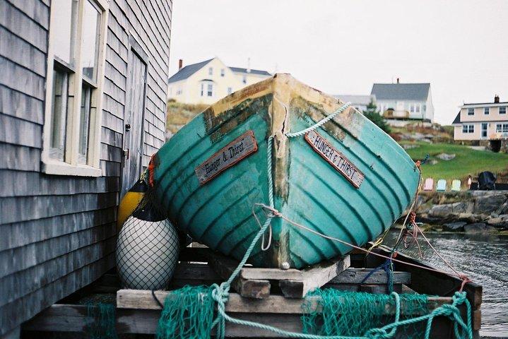 Small Group Tour - Peggy's Cove, Lunenburg, the Annapolis Valley