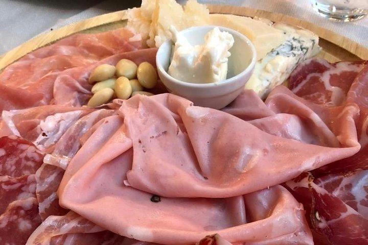 Food and Wine tour on Como Lake - Semi private tour