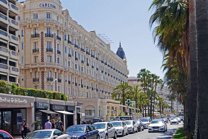 Antibes, Cannes Sightseeing Small Group Half Day Trip from Nice
