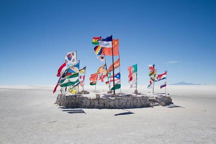 Uyuni Salt Flats - FULL DAY - La Paz - Uyuni - La Paz
