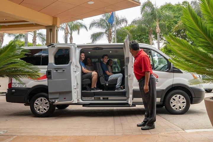 Private Van Airport Departure Transfer: Anaheim Resort to Long Beach Airport