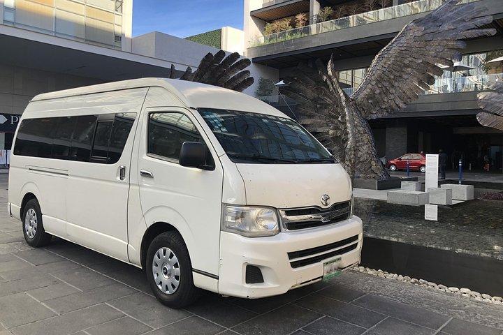 Group transportation from or to the Guadalajara airport