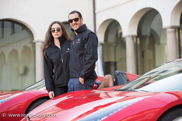 Como Lake / Bellagio-Tour in Ferrari