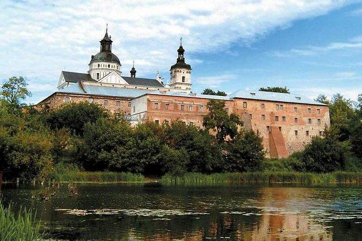2-Day Vinnytsa from Kyiv Private Trip including Fountain Roshen Light Show