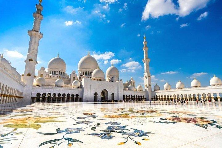 Private Abu Dhabi Tour: Explore the Grand Mosque & Iconic Sights