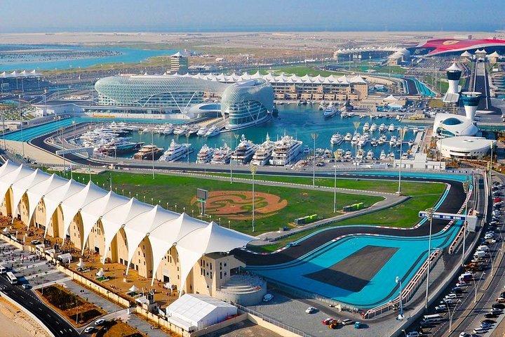 Private Abu Dhabi Tour: Explore the Grand Mosque & Iconic Sights