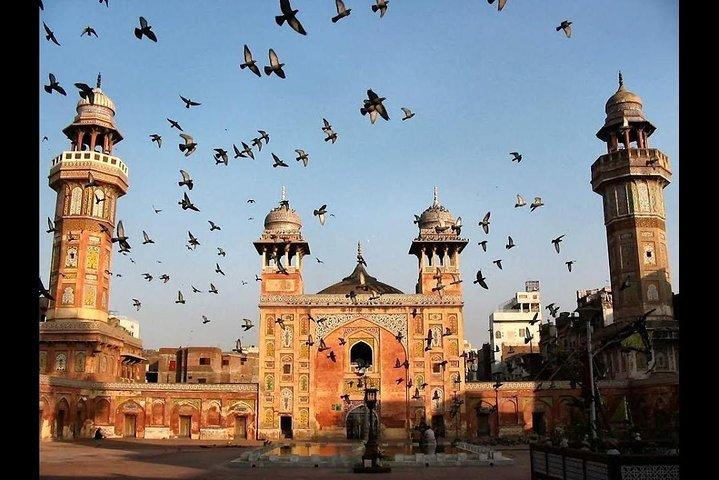 Lahore Full Day Sightseeing Tour