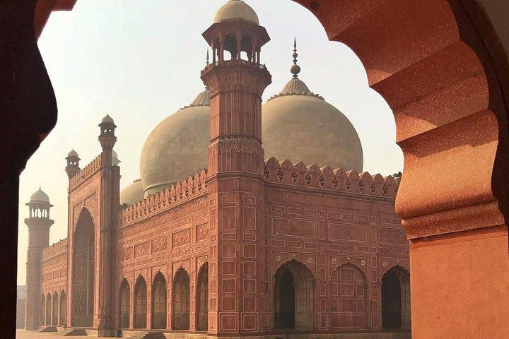Lahore Full Day Sightseeing Tour