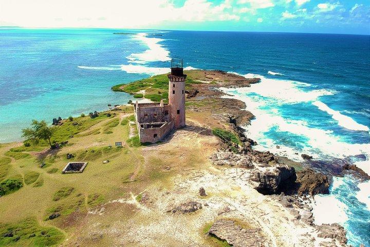 5 Islands & Ile aux Cerfs Speedboat Cruise, Snorkeling + Lunch
