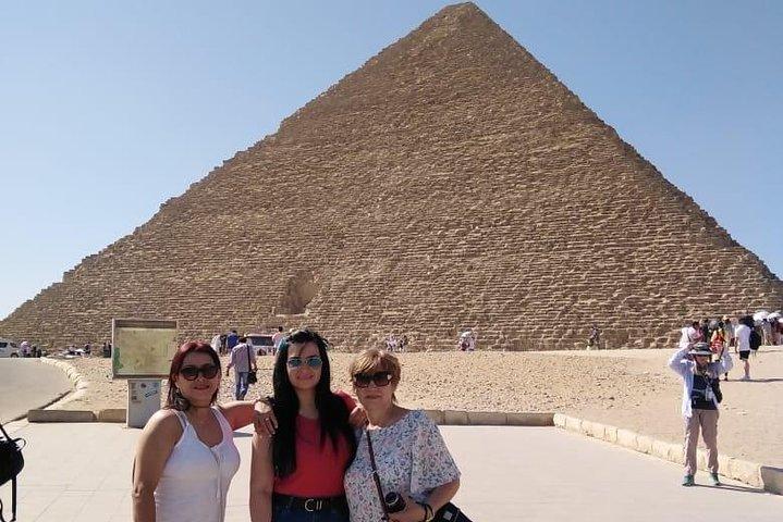 Giza pyramids and Cairo tour from Luxor hotel by plane