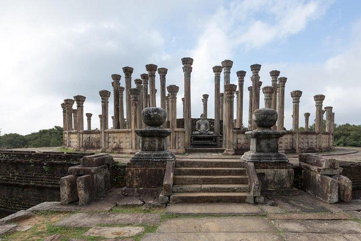 Dambulla Cave and Polonnaruwa All Inclusive Day Tour From Colombo