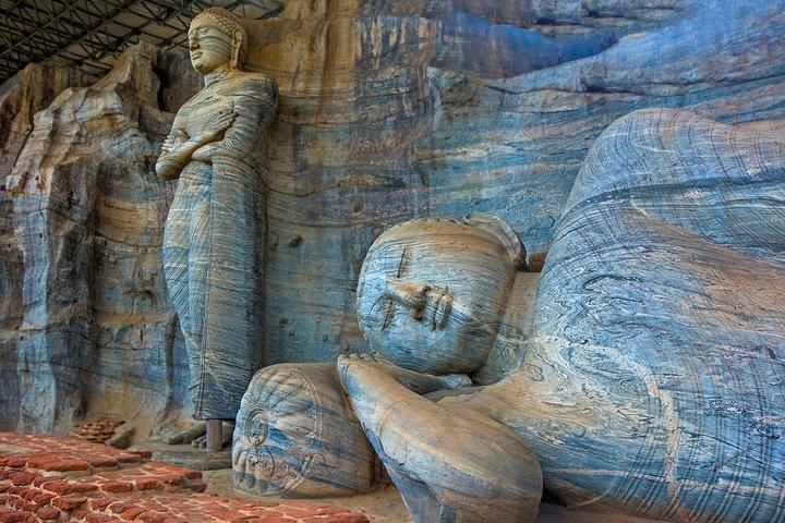 Polonnaruwa Ancient City All Inclusive Day our from Negombo
