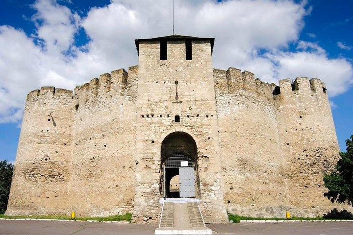 Soroca Fortress & Gypsy Hill – Discover the Northern Moldova