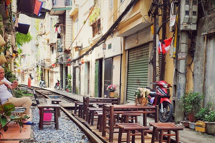 Hanoi: Vietnam History & Culture, insights with a local