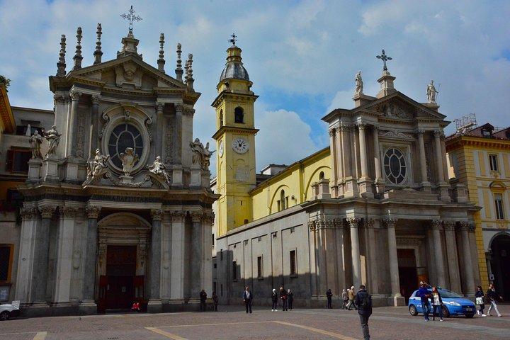 Private 8-hour Tour from Milan to Turin with Hotel pick-up and drop off