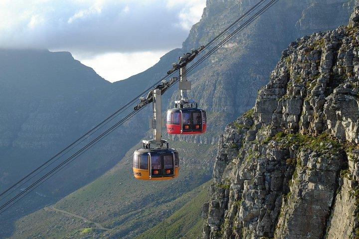 From Cape Town: Table Mountain, Kirstenbosch & Wine Tasting
