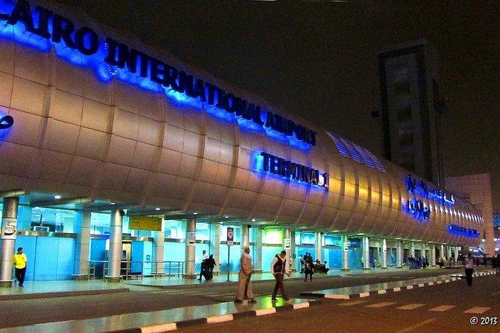 Luxury Pickup From Cairo International Airport