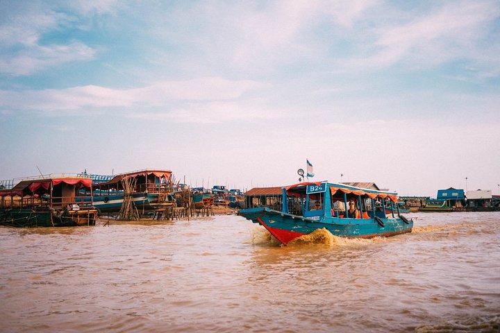 Tonle Sap Lake Sunset Cruise from Siem Reap