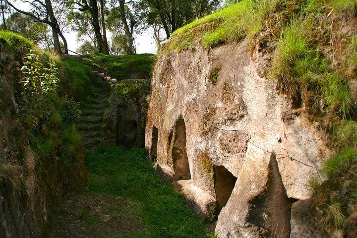 Day trip to Adadi Mariyam, Tiya and Melka kunture