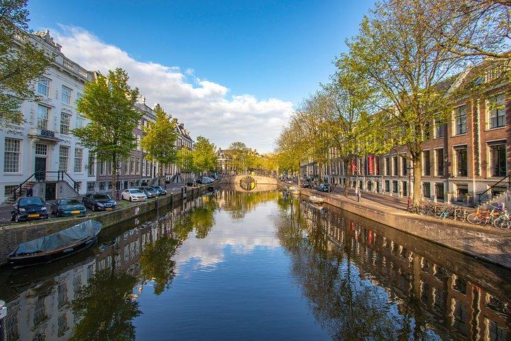 Explore Amsterdam in 90 minutes with a Local