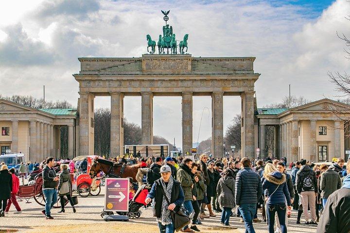 Architectural Berlin: Private Tour with a Local Expert
