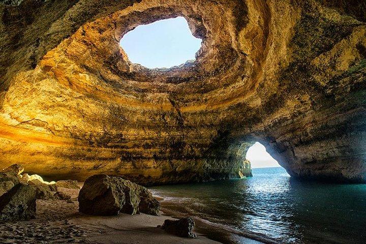 Algarve Private Tour: Sagres and Benagil from Lisbon