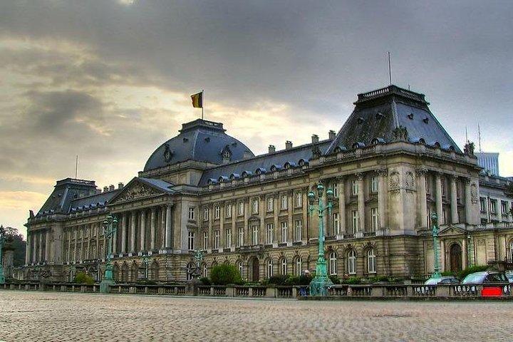 Arrival Transfer: Airport BRU to Brussels by Business Car