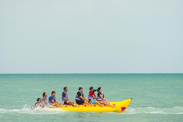Grand Island Adventure: Diving and Water Sports Thrills