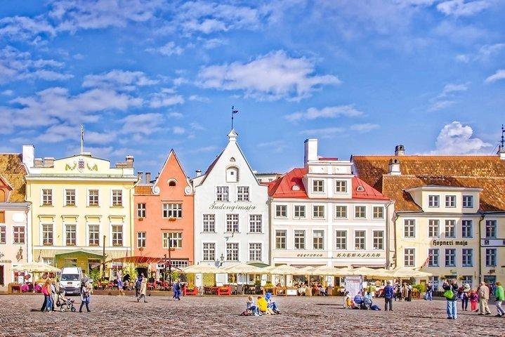 Explore Tallinn in 60 minutes with a Local