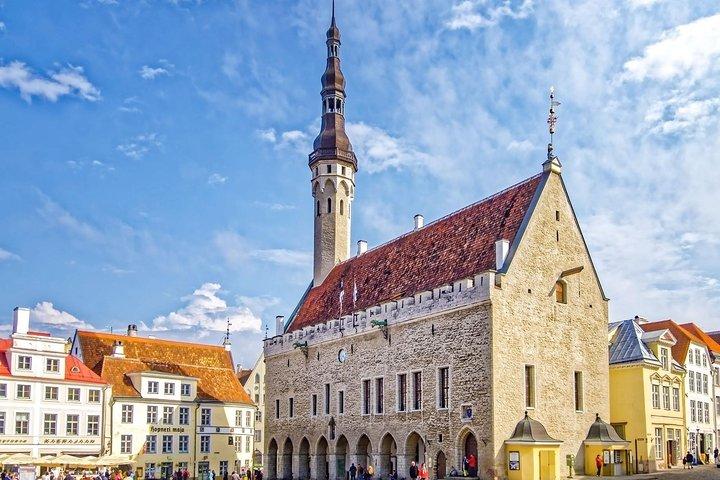 Explore Tallinn in 60 minutes with a Local