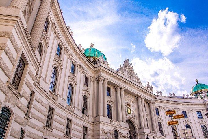 In the Footsteps of Mozart in Vienna with a Local