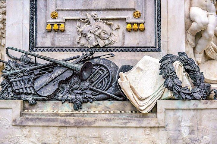 In the Footsteps of Mozart in Vienna with a Local