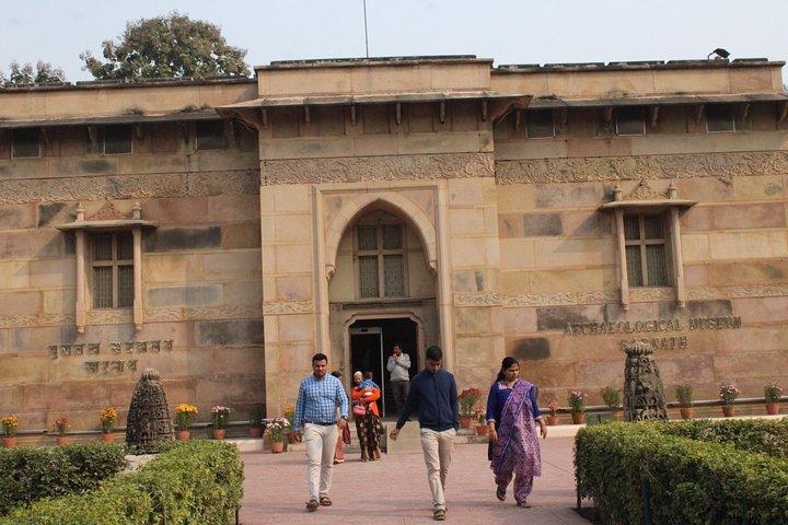 Walking tour of Sarnath, the buddhist site : The Light of Asia Walk