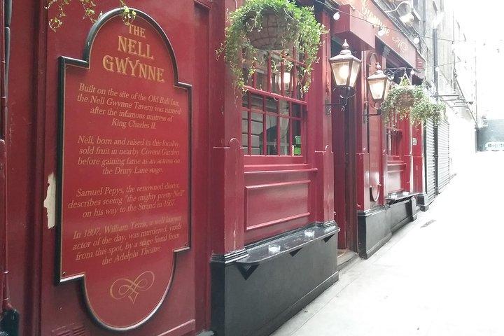 London Private Pub Tour - Central London's Best Pubs!