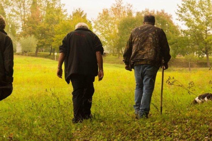 Truffle Hunt & Wine Tasting - Private Tour