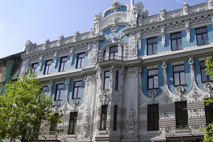 Private Shore Excursion: Highlights of Riga and Art Nouveau Museum
