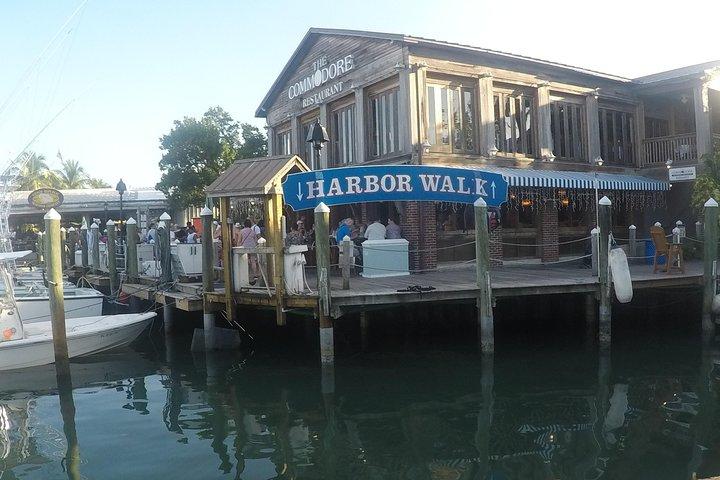 Full-Day Key West Tour and Coral Reef Snorkeling with Open Bar