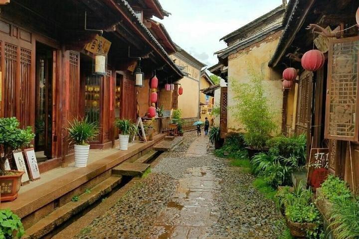 2-Day tour of Shaxi and Tiger Leaping Gorge from Dali/Lijiang