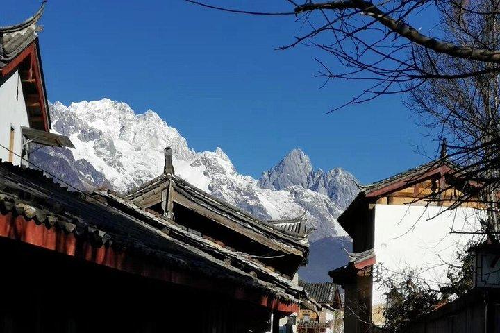 4-Days Lijiang Tour including Snow Mountain and Overnight in Tiger Leaping Gorge