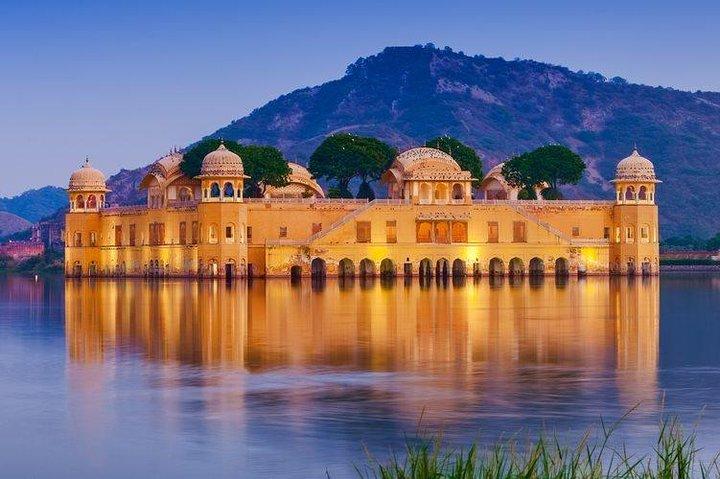 Jaipur City Place Hawa Mahal & Jantar Mantar