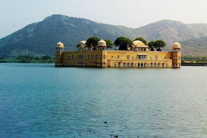 Jaipur City Place Hawa Mahal & Jantar Mantar