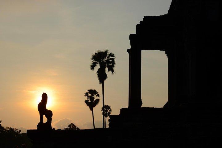 Angkor Wat Private Tour with English Speaking Driver, NO guide