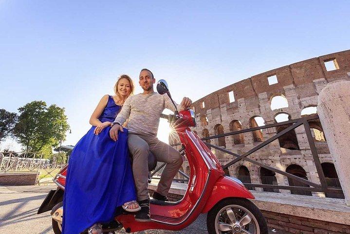 Vespa Primavera 125 cc Rental at Rome 24 ore