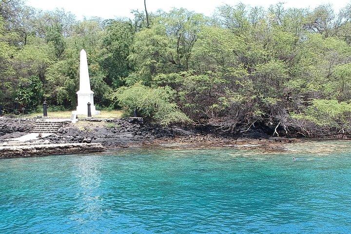 Kona Snorkeling: Beat the Crowd to Kealakekua Bay
