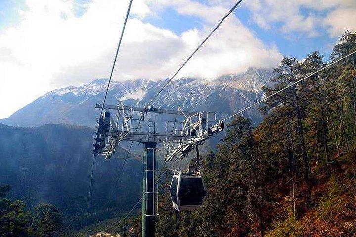 1-Day Private Tour to Lijiang Highlights