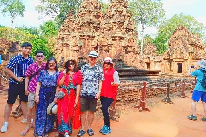 Angkor Wat Sunset Small Group Tour with Lunch