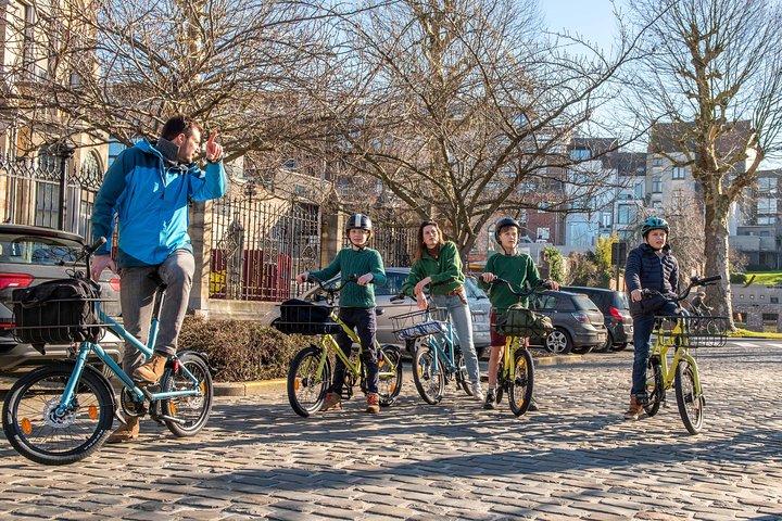 Bicycle tour in historic Ghent